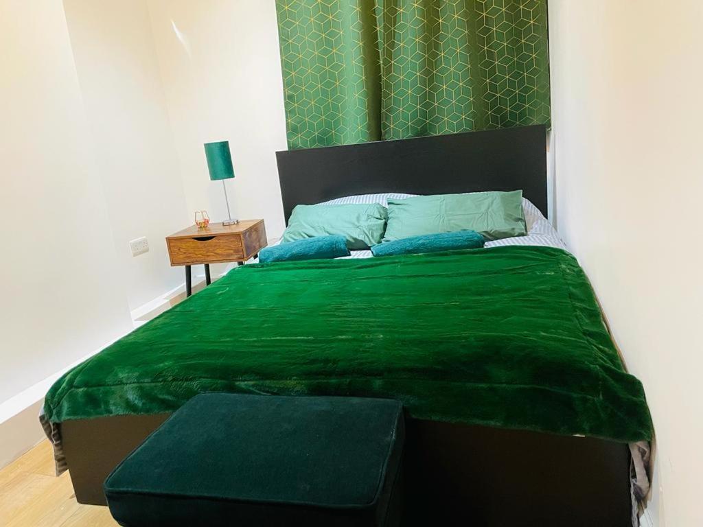 Luxury With Private Jacuzzi Hot Tub & Sauna * Londen